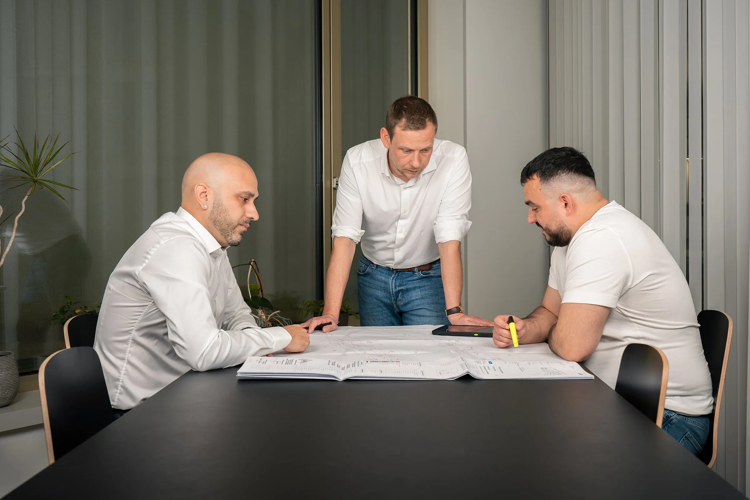 Nick Zumbühl, Shkelqim Alija und Luis Da Silva — Führungsteam der elektro scherzinger ag