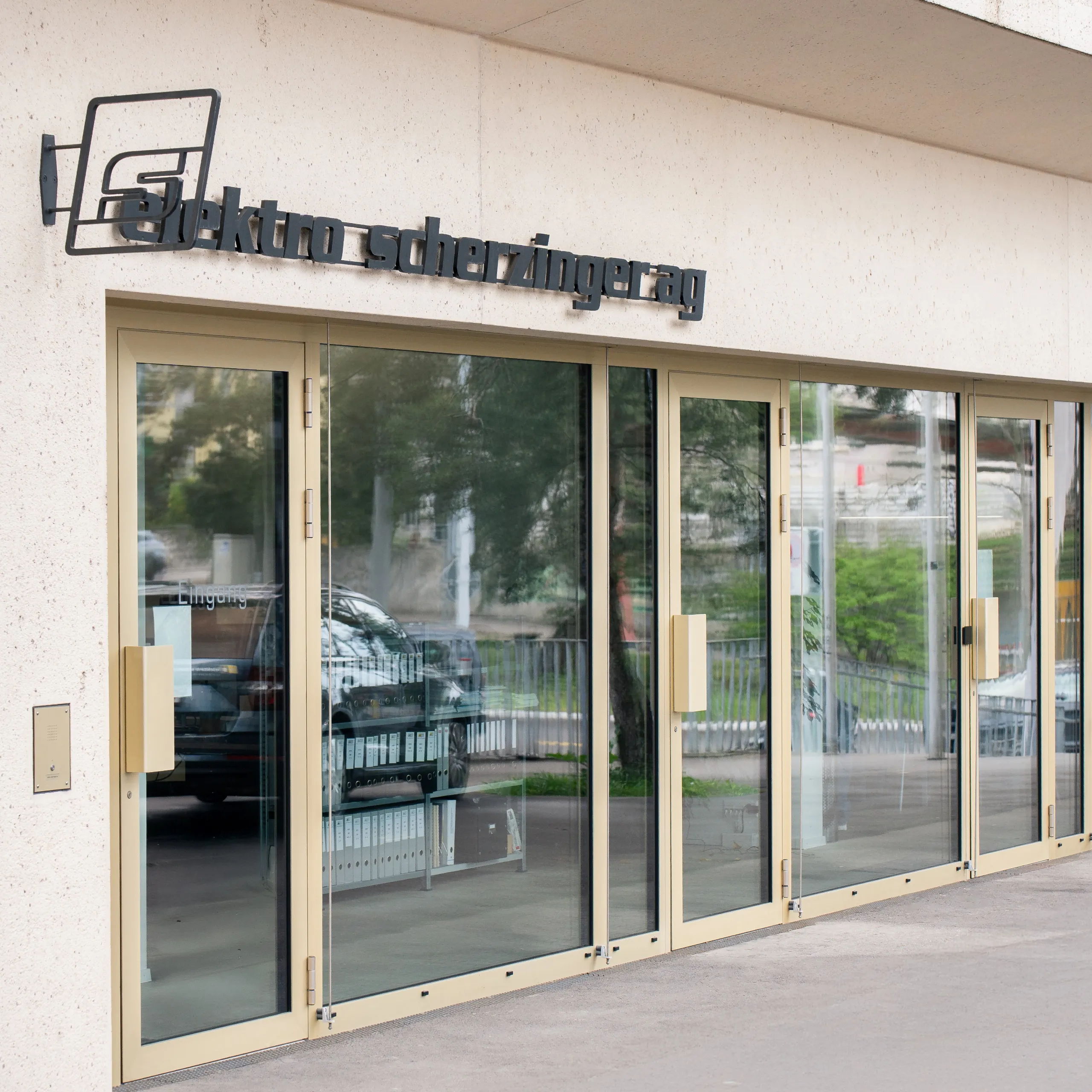 Geschäft der elektro scherzinger ag an der Bucheggstrasse in Zürich